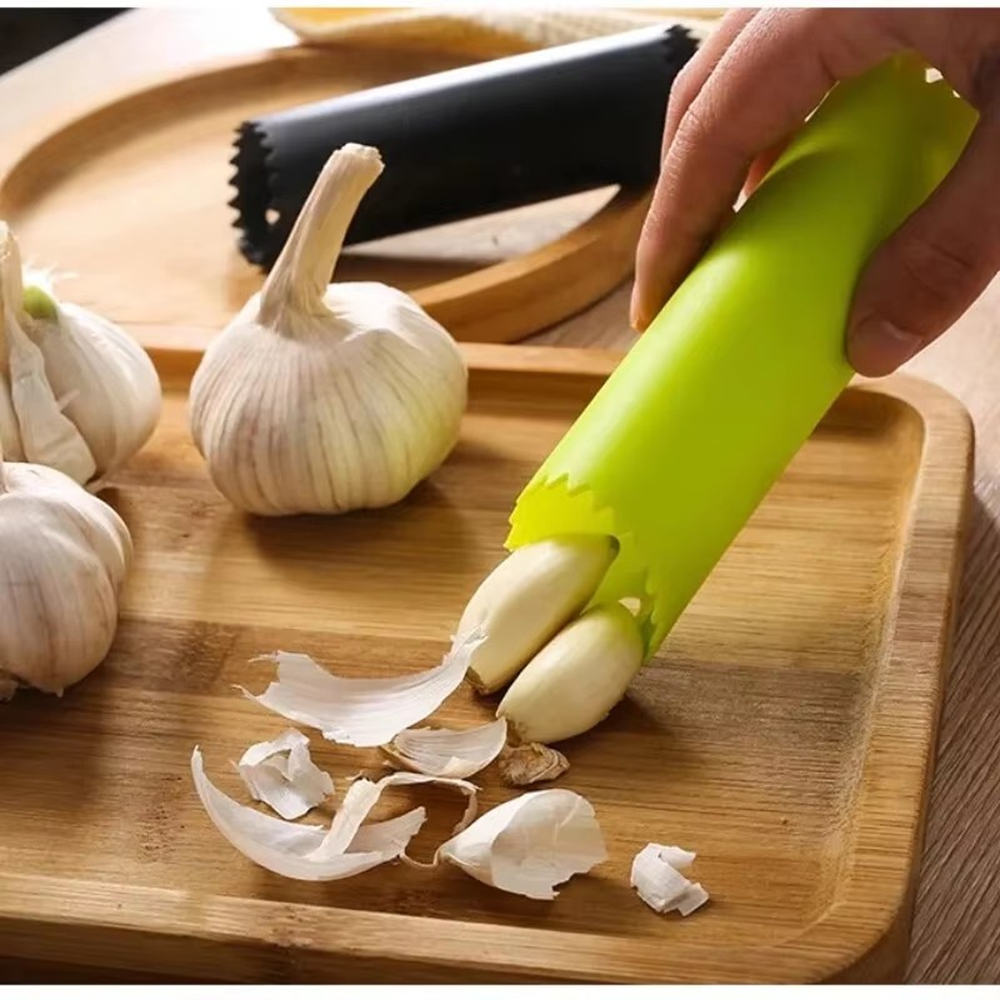 Tube à dénuder l'ail, éplucheu - Kitchen Gadgets Useful avis et prix